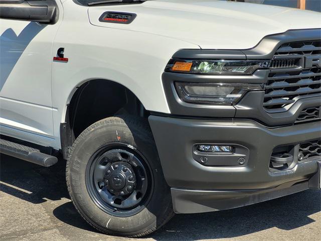 2025 RAM Ram 2500 RAM 2500 TRADESMAN CREW CAB 4X4 8 BOX
