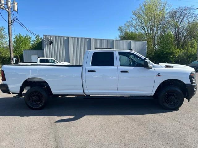 2025 RAM Ram 2500 RAM 2500 TRADESMAN CREW CAB 4X4 8 BOX