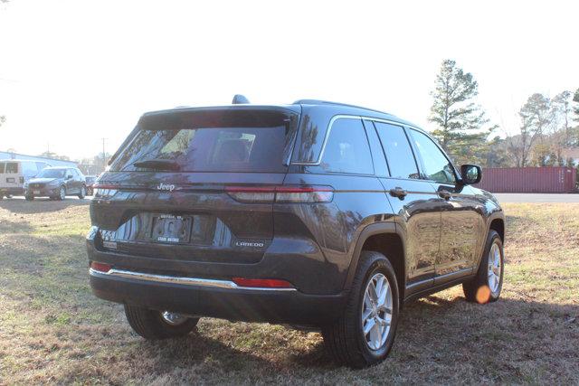 2025 Jeep Grand Cherokee GRAND CHEROKEE LAREDO X 4X4