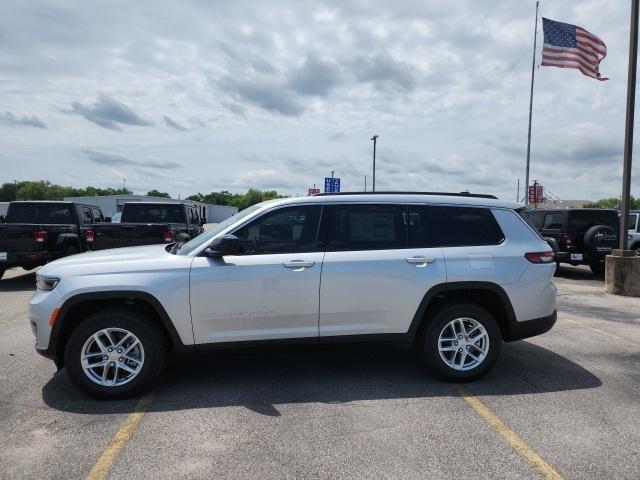 2025 Jeep Grand Cherokee GRAND CHEROKEE L LAREDO X 4X2