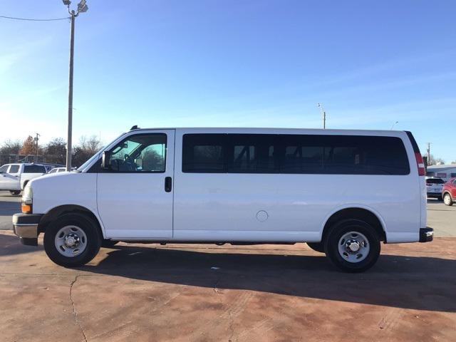 2017 Chevrolet Express 3500 LT