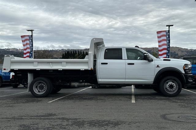 2024 RAM Ram 5500 Chassis Cab RAM 5500 TRADESMAN CHASSIS CREW CAB 4X2 84 CA