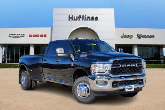 2024 RAM Ram 3500 RAM 3500 TRADESMAN CREW CAB 4X4 8 BOX