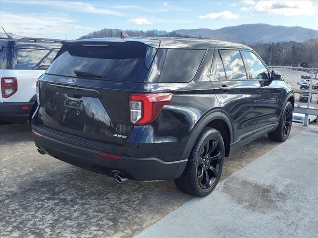 2022 Ford Explorer ST-Line