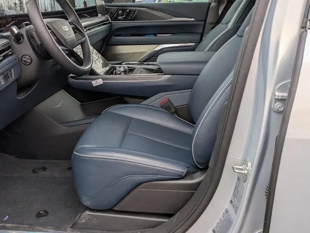 2025 Cadillac Escalade Sport 2