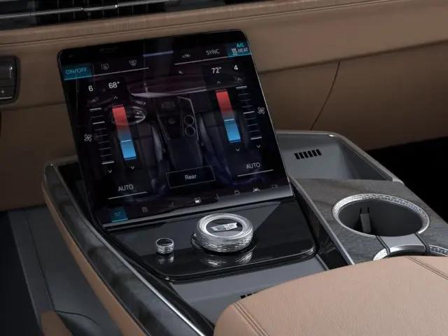 2025 Cadillac Escalade Sport 2