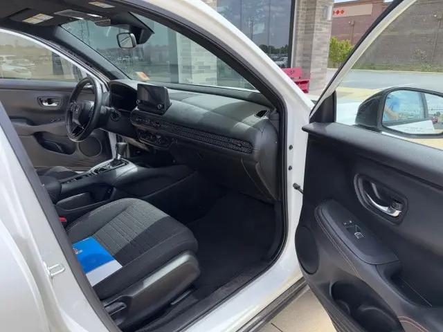 2024 Honda HR-V 2WD Sport