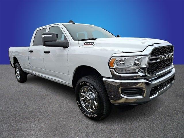 2023 RAM 2500 Tradesman Crew Cab 4x4 8 Box