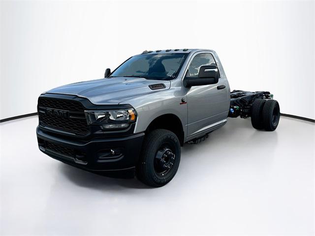 2024 RAM Ram 3500 Chassis Cab RAM 3500 TRADESMAN CHASSIS REGULAR CAB 4X4 84 CA
