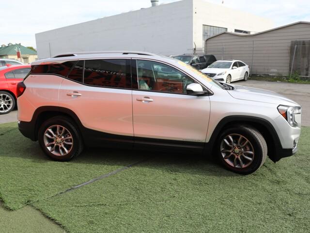 2022 GMC Terrain FWD SLT