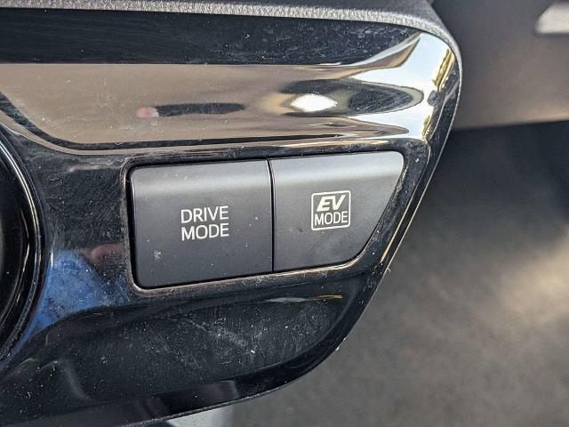 2019 Toyota Prius L Eco