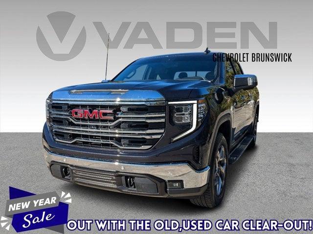 2022 GMC Sierra 1500 4WD Crew Cab Short Box SLT