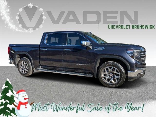 2022 GMC Sierra 1500 4WD Crew Cab Short Box SLT