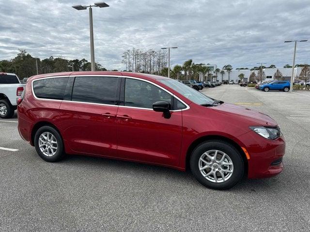 2025 Chrysler Voyager VOYAGER