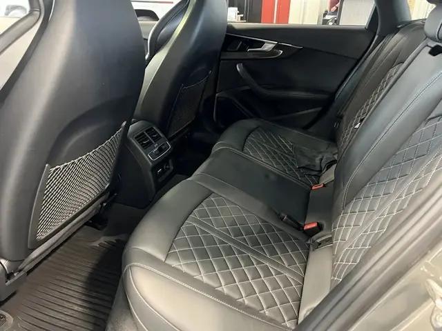 2023 Audi S4 Premium Plus TFSI quattro Tiptronic