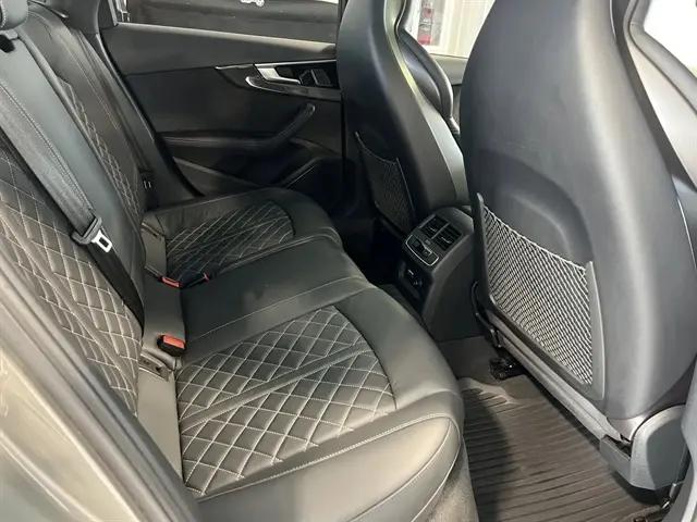 2023 Audi S4 Premium Plus TFSI quattro Tiptronic