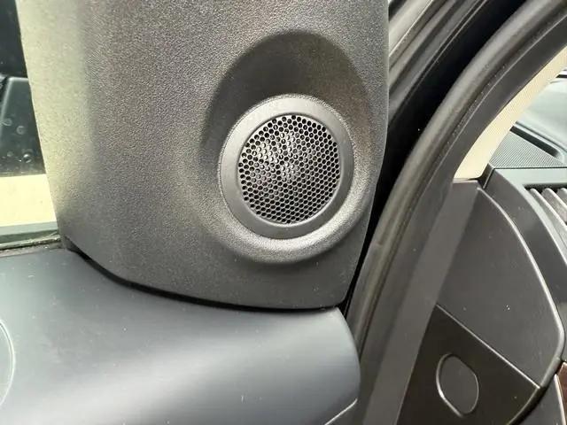 2015 Land Rover LR2 Standard