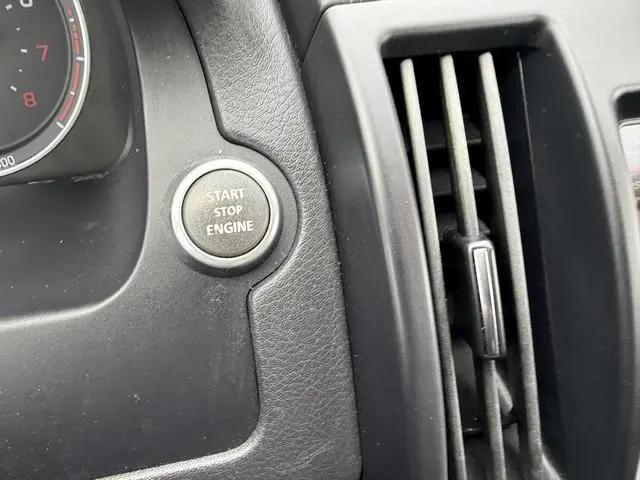 2015 Land Rover LR2 Standard
