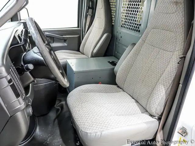 2017 GMC Savana 2500 Work Van