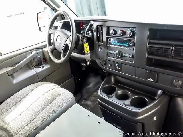 2017 GMC Savana 2500 Work Van