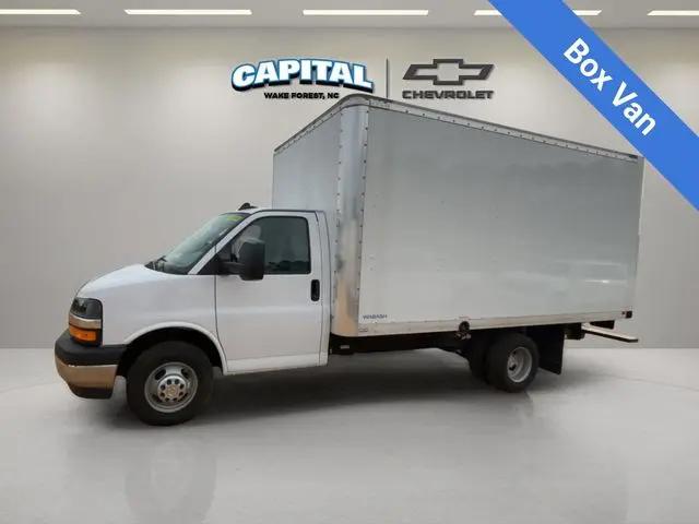 2024 Chevrolet Express Cutaway 4500 Van