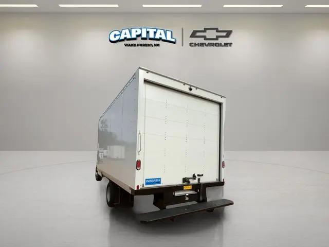 2024 Chevrolet Express Cutaway 4500 Van