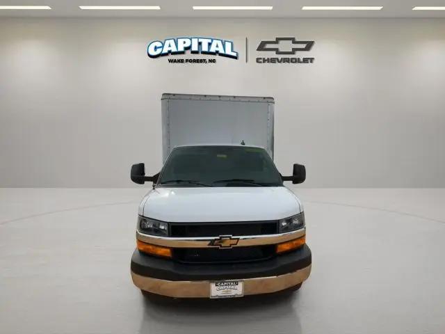 2024 Chevrolet Express Cutaway 4500 Van