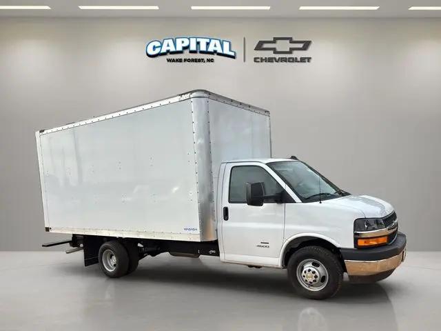 2024 Chevrolet Express Cutaway 4500 Van
