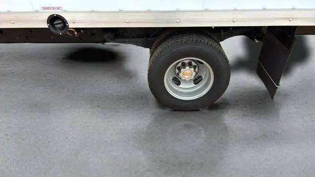 2024 Chevrolet Express Cutaway 4500 Van