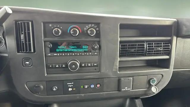 2024 Chevrolet Express Cutaway 4500 Van