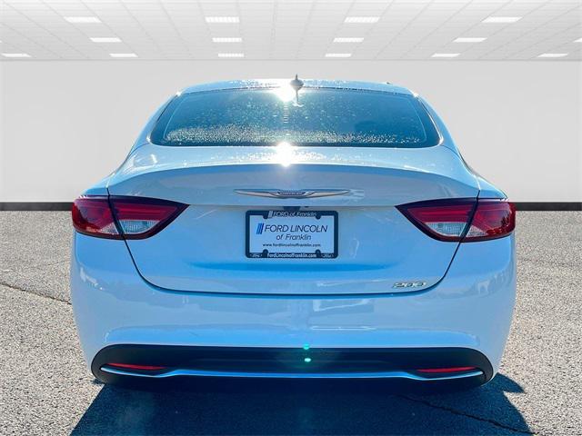 2017 Chrysler 200 Limited Platinum