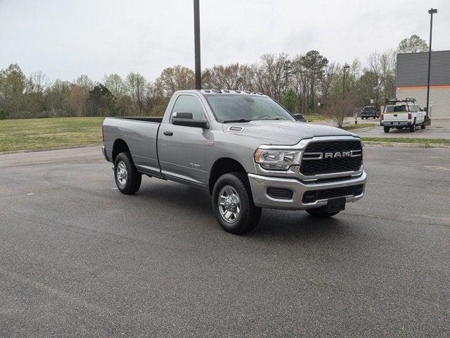 2022 RAM 3500 Tradesman Regular Cab 4x4 8 Box
