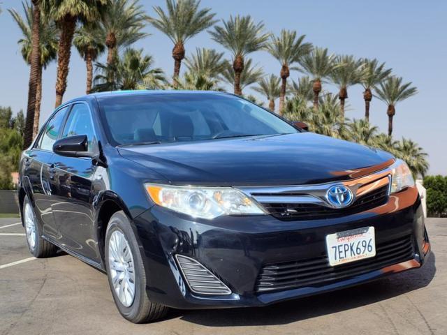 2014 Toyota Camry Hybrid