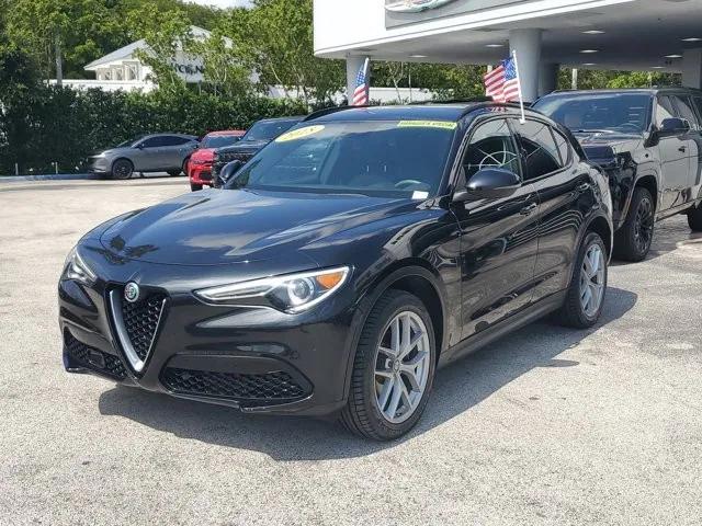 2018 Alfa Romeo Stelvio Ti Sport AWD 2018 Alfa Romeo Stelvio Ti Sport AWD