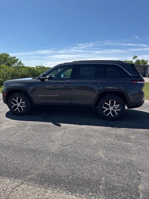 2025 Jeep Grand Cherokee GRAND CHEROKEE LIMITED 4X4 2025 Jeep Grand Cherokee GRAND CHEROKEE LIMITED 4X4