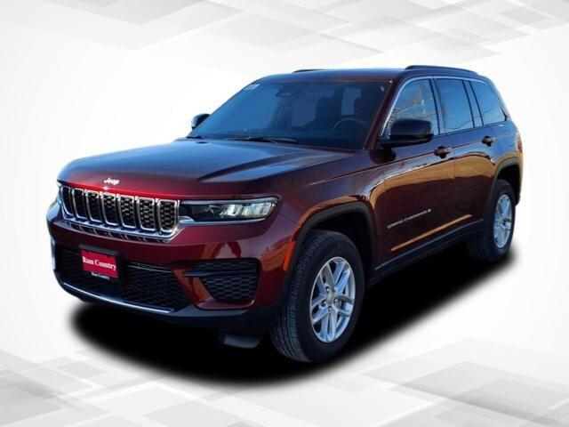 2025 Jeep Grand Cherokee GRAND CHEROKEE LAREDO X 4X4