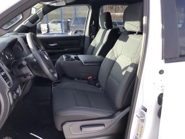 2025 RAM Ram 1500 RAM 1500 TRADESMAN CREW CAB 4X4 57 BOX