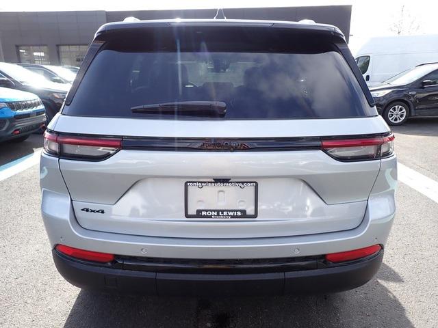 2025 Jeep Grand Cherokee GRAND CHEROKEE ALTITUDE 4X4