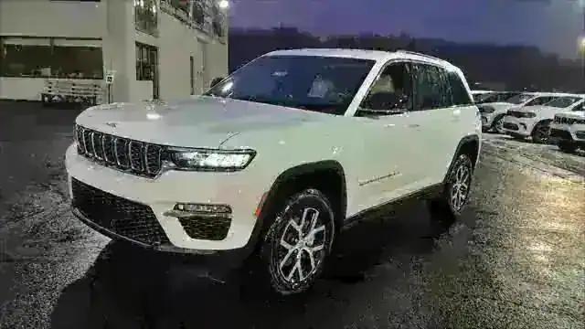2025 Jeep Grand Cherokee GRAND CHEROKEE LIMITED 4X4
