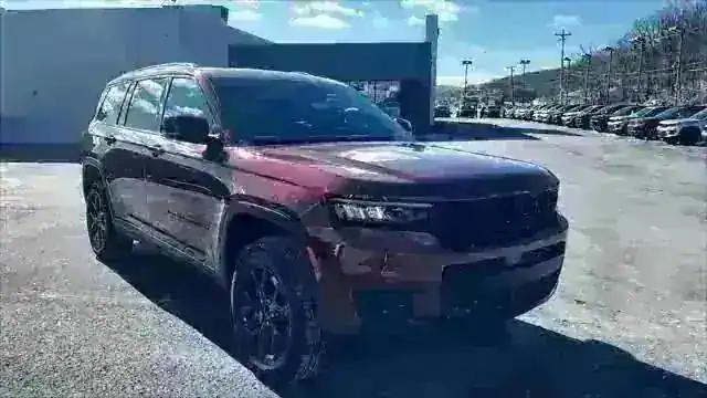 2025 Jeep Grand Cherokee GRAND CHEROKEE L ALTITUDE X 4X4