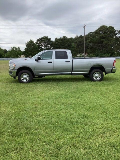 2024 RAM Ram 3500 RAM 3500 TRADESMAN CREW CAB 4X4 8 BOX