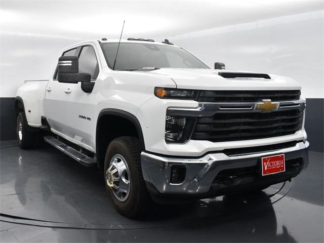 2024 Chevrolet Silverado 3500HD 4WD Crew Cab Long Bed LT