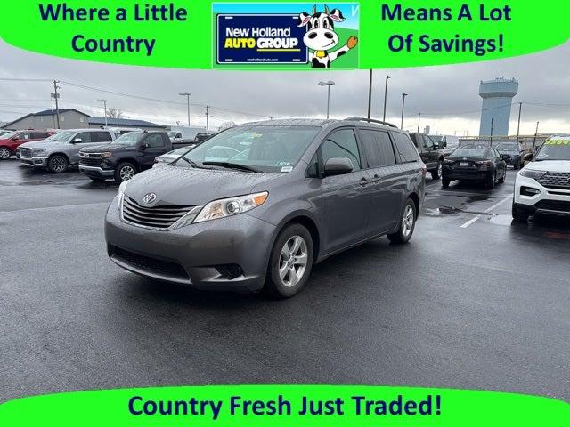 2017 Toyota Sienna LE 8 Passenger