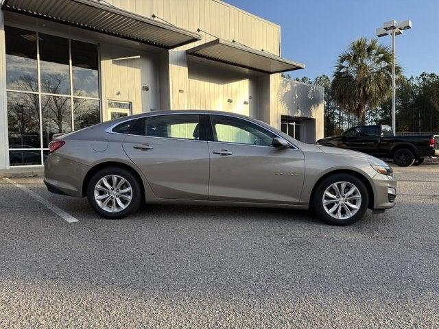 2022 Chevrolet Malibu FWD LT