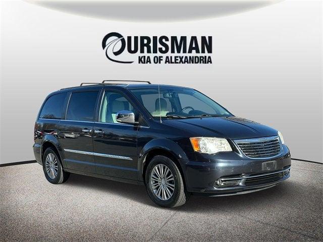 2014 Chrysler Town and Country Touring-L