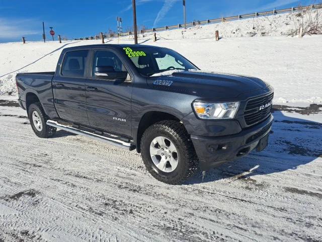 2020 RAM 1500 Big Horn Crew Cab 4x4 64 Box