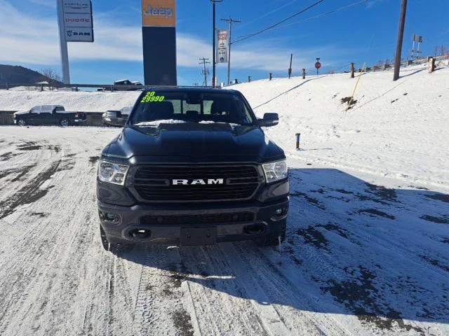 2020 RAM 1500 Big Horn Crew Cab 4x4 64 Box