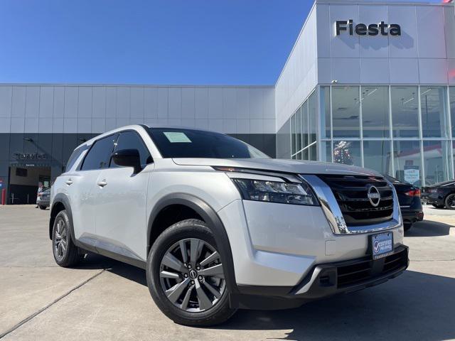 2024 Nissan Pathfinder S FWD