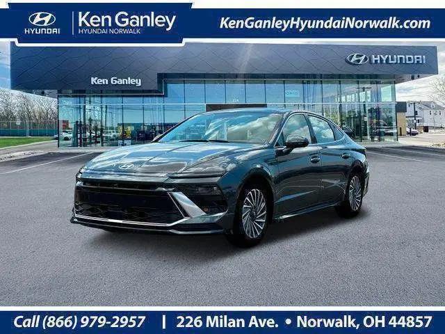 2025 Hyundai Sonata Hybrid for sale near Norwalk, OH