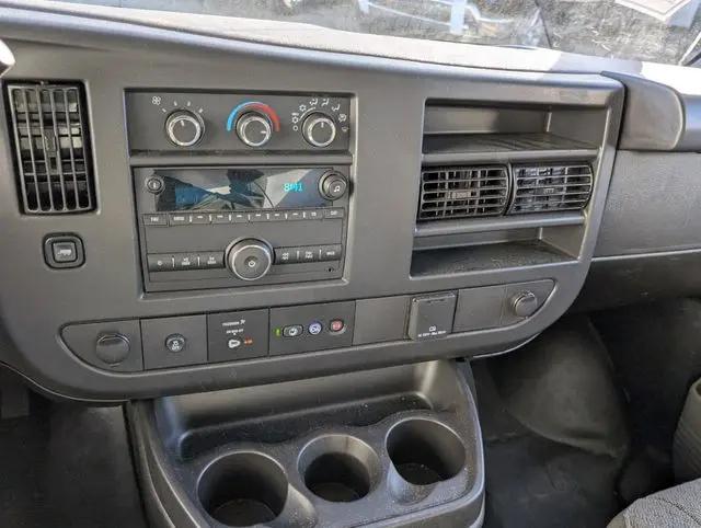 2024 Chevrolet Express Cutaway 4500 Van